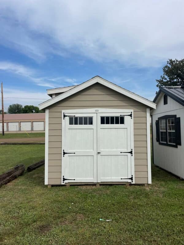 Front of10x12 Southern Classic Lap Siding