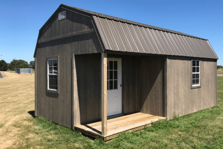 Shed in backyard.