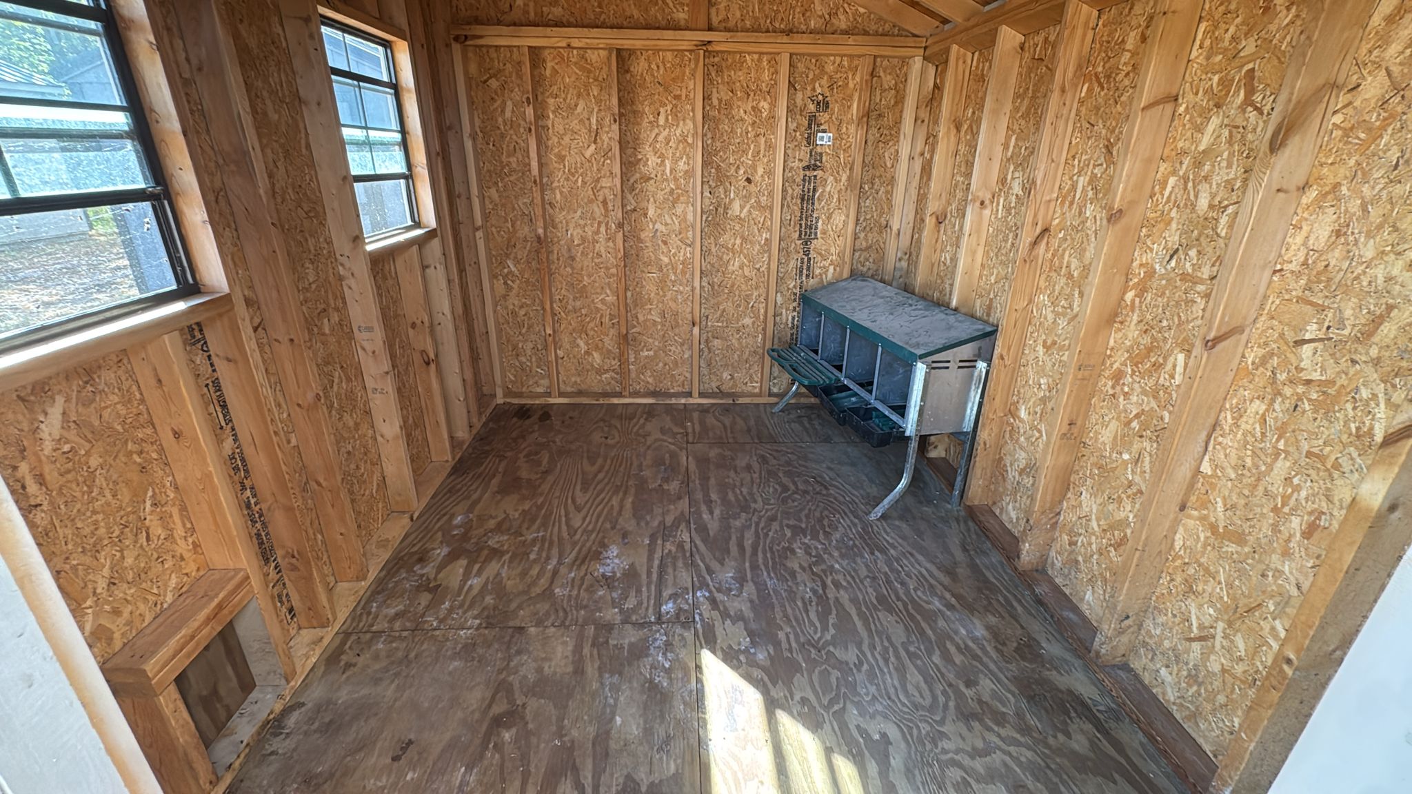 8 x 10 Chicken Coop. #6366 - Image 2