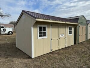 10x16 Quaker