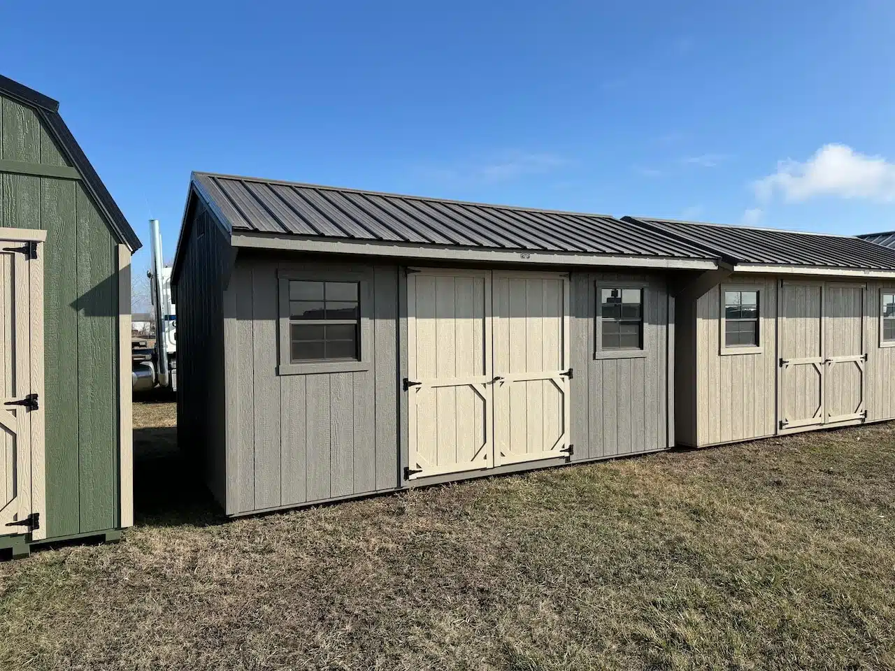 10x16 Quaker
