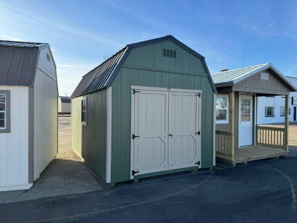 Green High Barn shed in shed lot