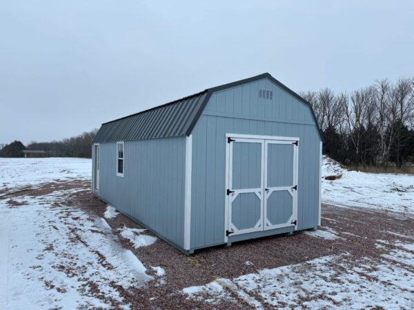 Blue High Barn Garage in shed lot