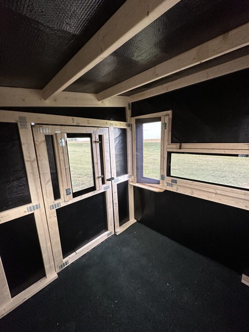 6x6 Bow and Gun Blinds Interior