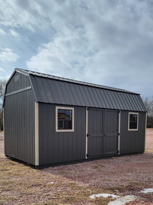 10 x 20 High Barn. #7335