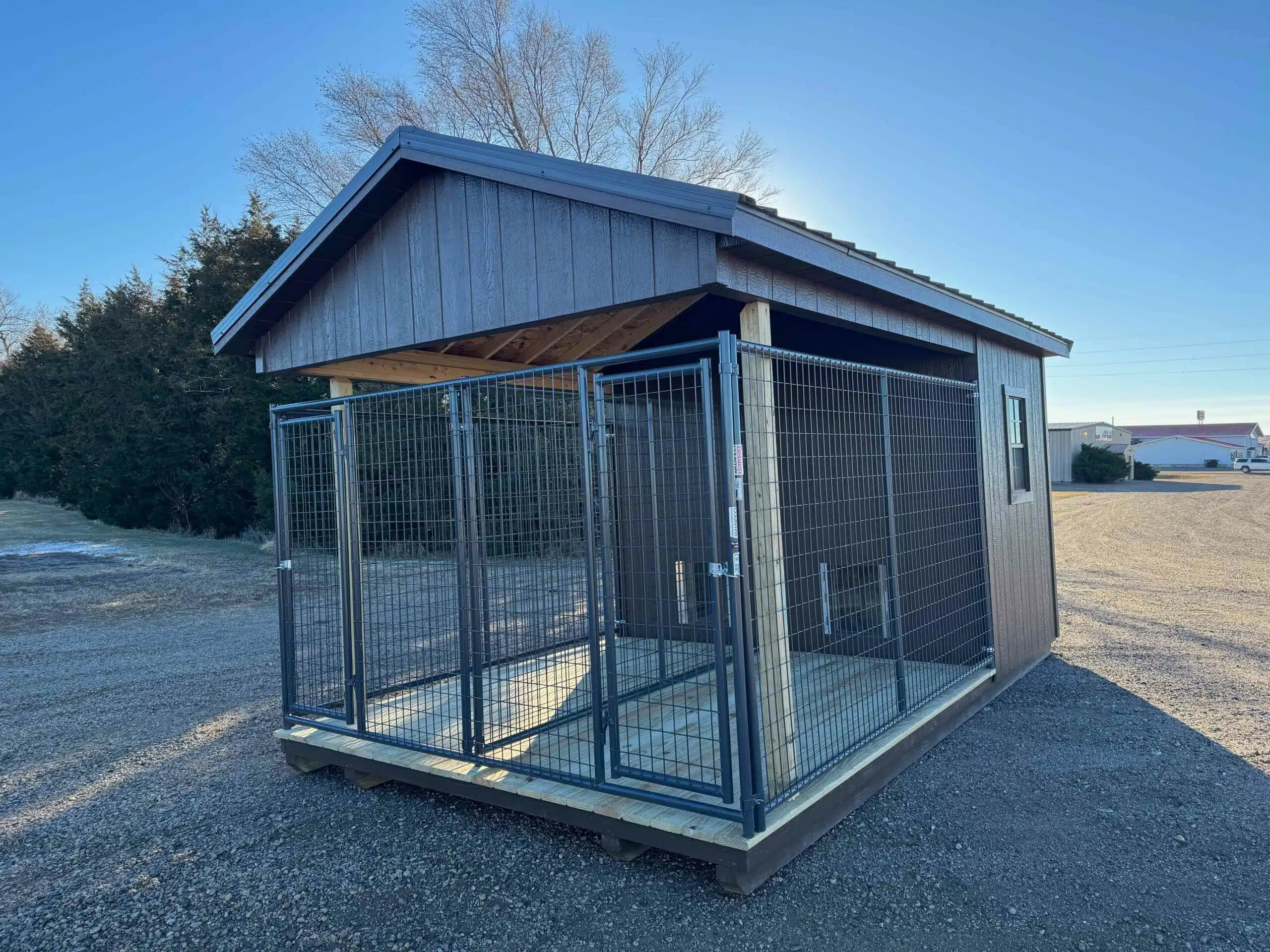 Double run brown dog kennel