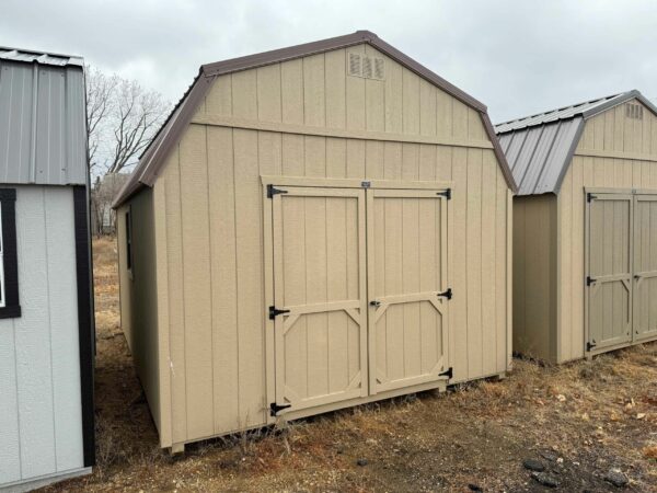Beige High Barn shed in shed lot
