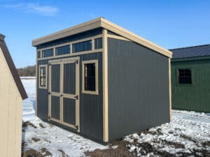 10 x 12 Studio. #7733